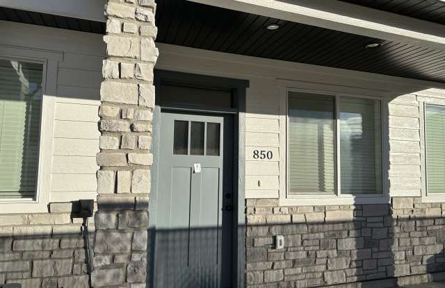 848 East 250 North - 1 Gallery 1