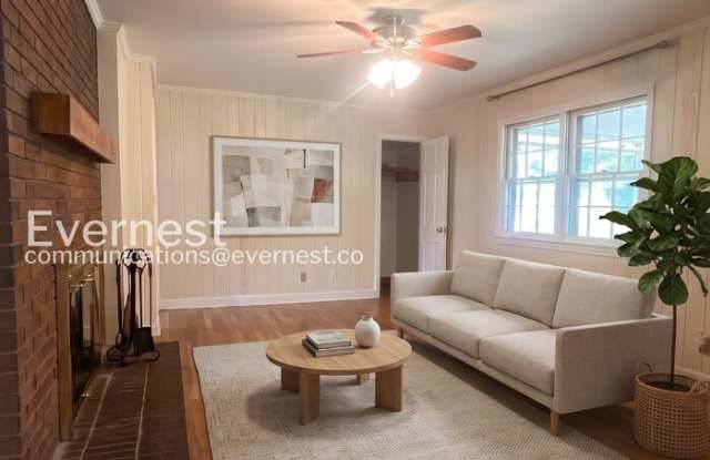 3000 Prytania Road Gallery 2