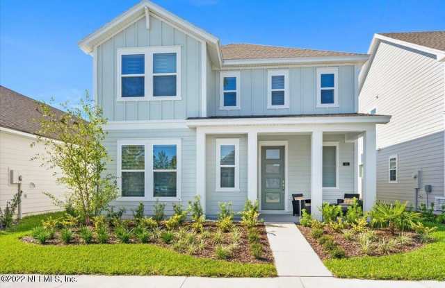 135 PARK CENTER AVE - 135 Park Center Avenue, Nocatee, FL 32081