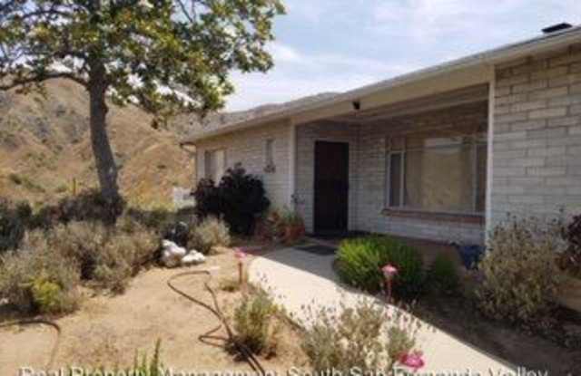 9768 La Tuna canyon Gallery 3