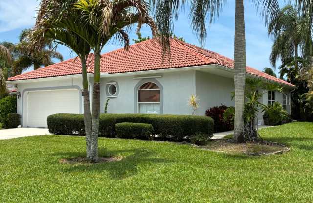 4309 SE SCOTLAND CAY Way Gallery 2