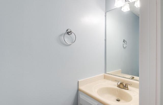 1681 BAYFIELD WAY Gallery 4