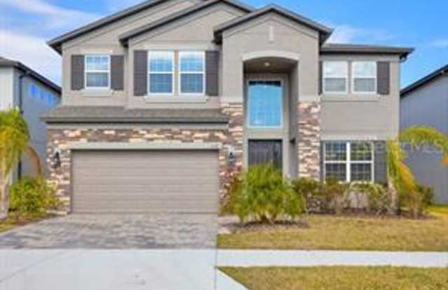 Stunning 5-Bedroom Home with Modern Amenities in Prime Community photos photos