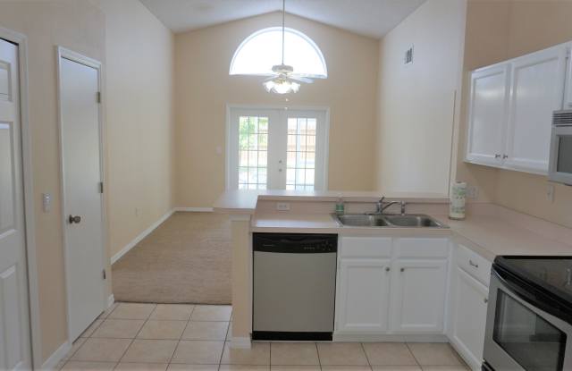 2904 Twin Oaks Dr Gallery 3