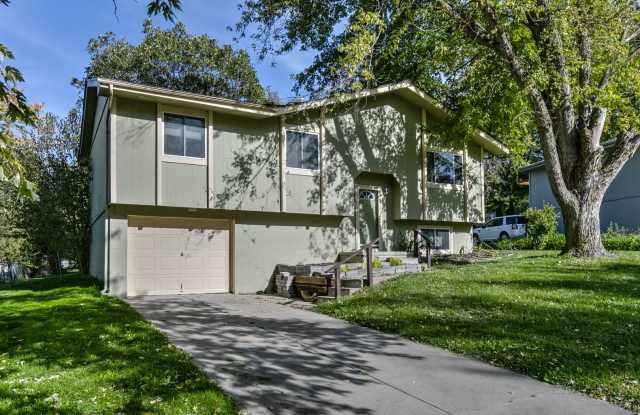 Elkhorn Rental Opportunity photos photos