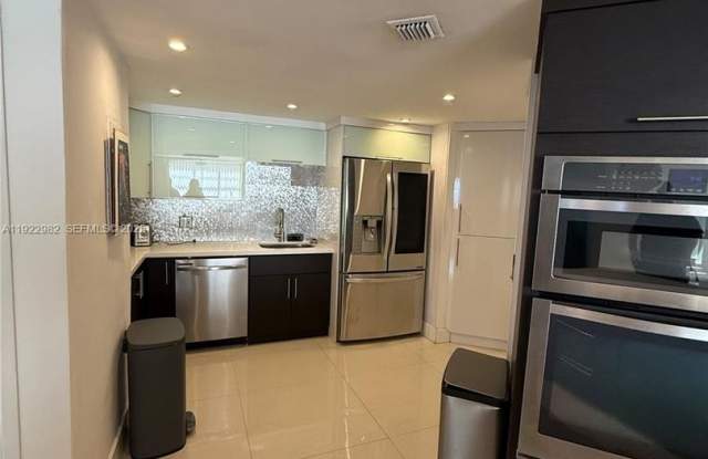 825 Brickell Bay Drive 1151, Miami, FL 33131 photos photos