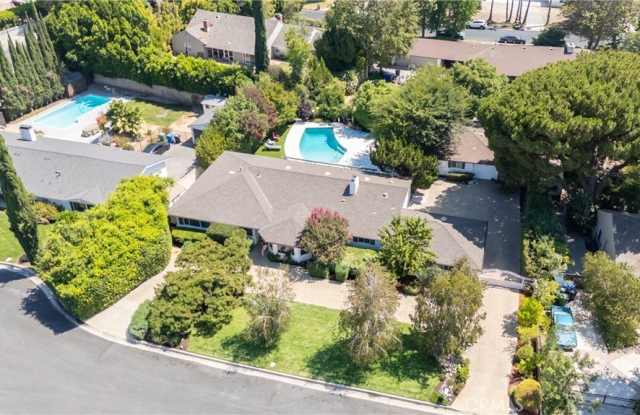 19308 Lemarsh Street photos photos