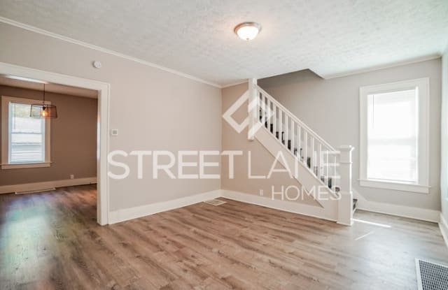 2710 Palmetto Street Gallery 2