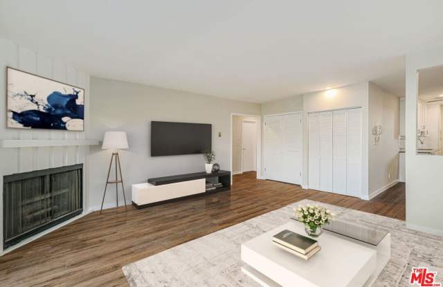 1342 HARVARD St unit: 201 - 1342 Harvard Street, Santa Monica, CA 90404