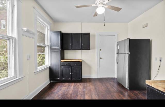 144 Gilbert Avenue, Unit 2 Gallery 3