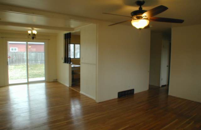 House For Lease Gallery 3