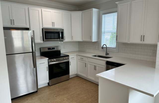 Beautiful 2 Bedroom Home in Commonwealth Park! photos photos