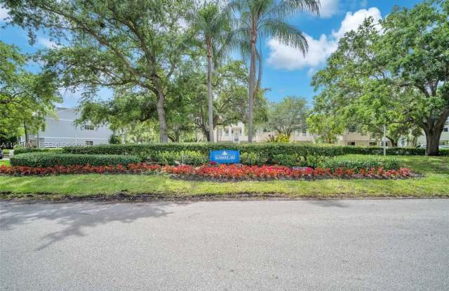 3437 NW 44th St photos photos