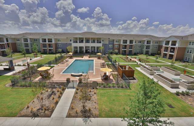 Pacana Park 55+ Apartments Gallery 2