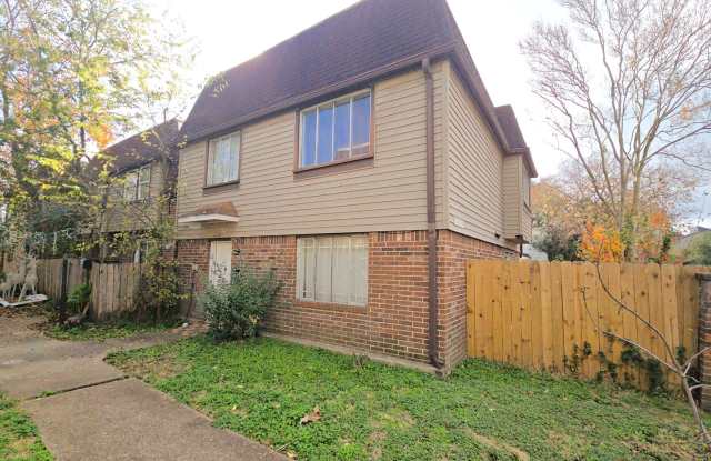 COMING SOON! 8379 La Roche Ln **Ask about our NO CASH DEPOSIT option!** - 8379 La Roche Lane, Houston, TX 77036