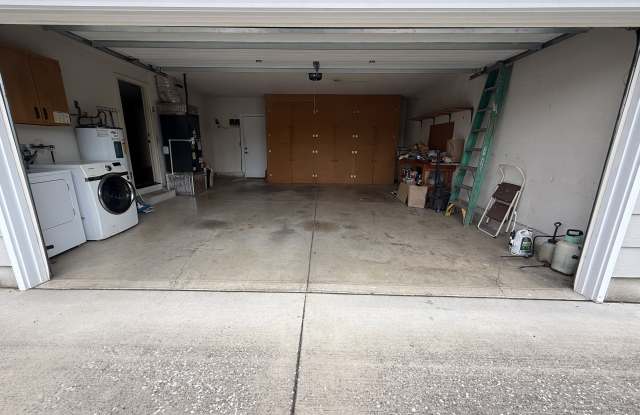 882 Northridge Avenue Gallery 2
