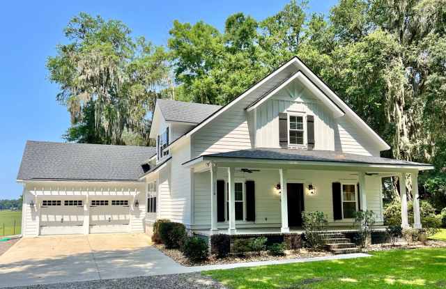 MOVE-IN READY | Bi-Weekly Lawn Maintenance & Water Included photos photos