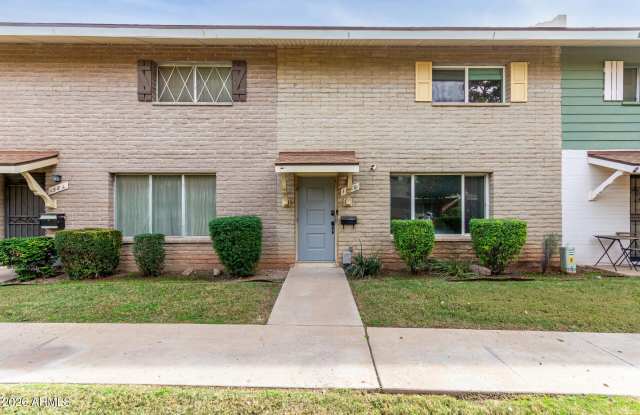 1586 W Campbell Avenue photos photos