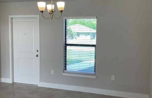 3847 Heyburn Avenue Gallery 3