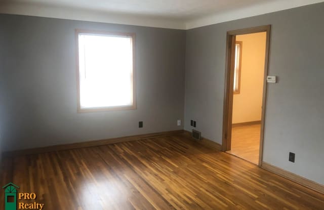 62 West Road - 62 West Road, Circle Pines, MN 55014