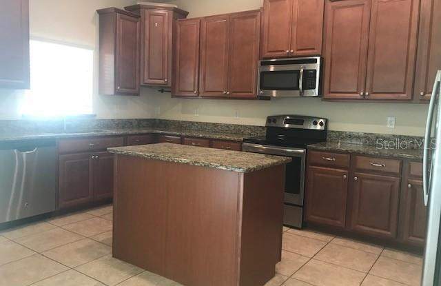4730 HAVILLAND DRIVE Gallery 2