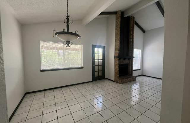 7772 IROQUOIS Drive Gallery 3