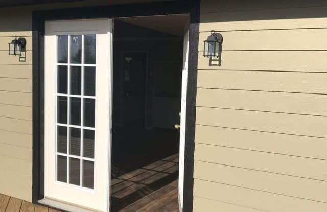255 Locust Creek Lane Gallery 2