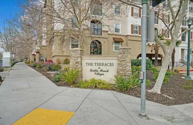 Wonderful Dublin Condo photos photos