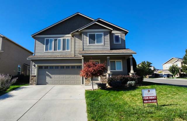 1/2 off First Month's Rent- South Richland Location, 3 bed, 2.5 ba + Bonus Room - 1431 Azalea Avenue, Richland, WA 99352