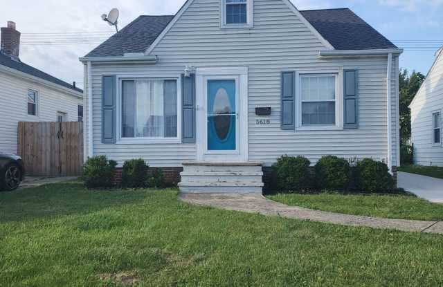 Charming 3-Bedroom Single-Family Home at 5618 Sunderland Dr | Detached 2-Car Garage & Central A/C Gallery 1