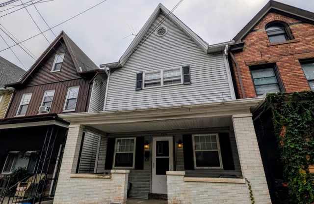 Large Refreshed 3 Bedroom House on Mt Washington photos photos