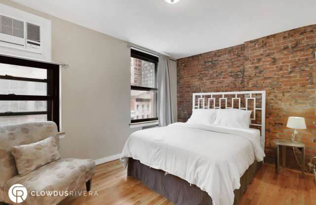 1015 Sixth Avenue Gallery 3