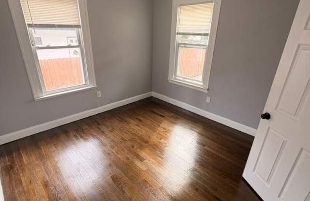 424 Ferry Street - 1L Gallery 2