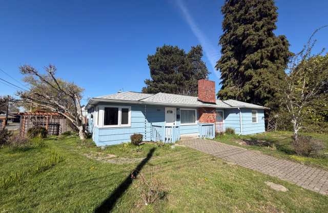 Charming 2‑Bedroom Home with Incredible Backyard in Tacoma, WA - Apply Today - 4102 North Verde Street, Tacoma, WA 98407