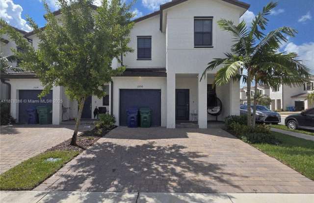 13130 SW 232nd Ter photos photos