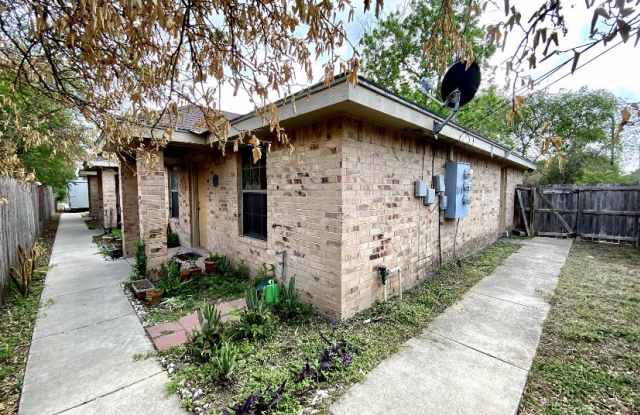 2410 W Hackberry Ave photos photos