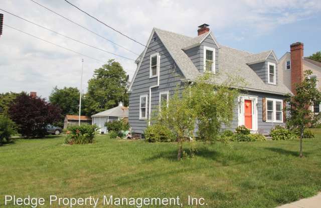 151 Ocean View Ave - 151 Ocean View Avenue, New London County, CT 06355