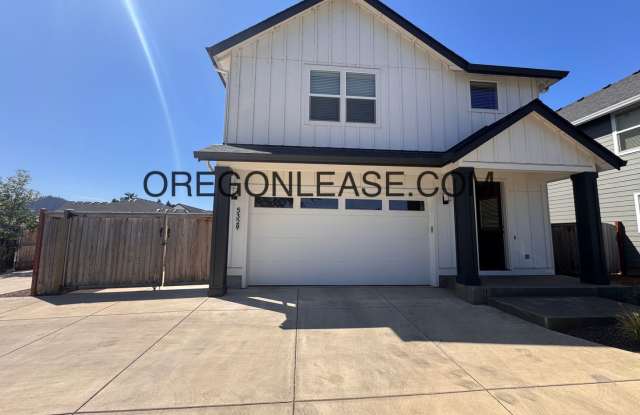 Spacious 4-Bedroom Home in Thurston Area – 2.5 Baths, 2,078 Sq Ft, Modern Comfort photos photos
