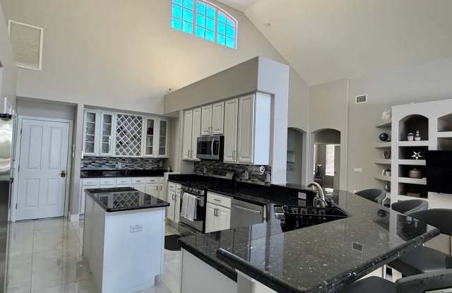 4703 Jacks Point Court Gallery 4