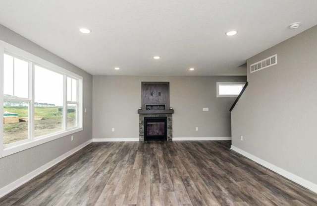 Welcome to 1817 NE Heritage Drive in Grimes! Gallery 3