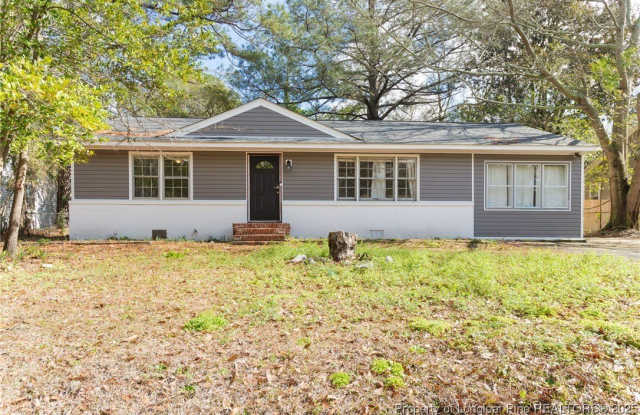 906 Prince Avenue - 906 Prince Avenue, Goldsboro, NC 27530