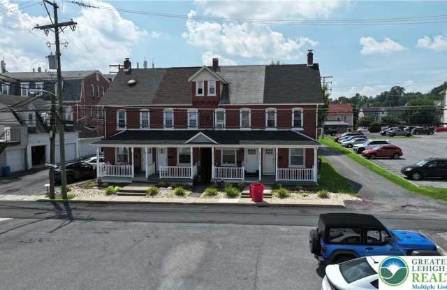 42 Spruce Street photos photos