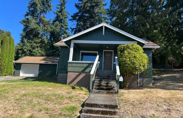 3 bedroom, 1 bath Chehalis hillside home Gallery 1