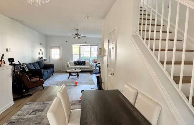 10975 Wittenridge Dr Gallery 3