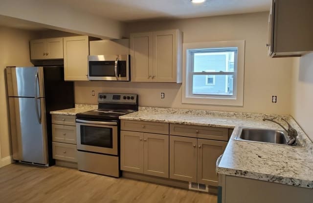 14 Tarbell St - 14 Tarbell Street, East Pepperell, MA 01463