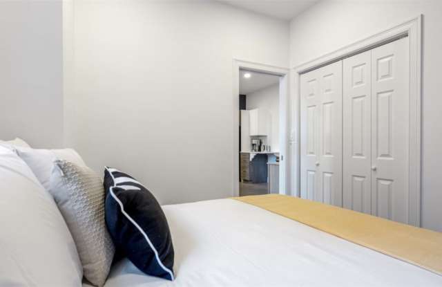 11 Queensberry St Apt 24 Gallery 4