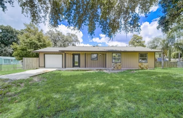 504 VINCENT DRIVE - 504 Vincent Drive, Lake County, FL 32757