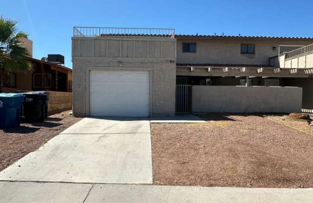 MOVE IN SPECIAL!!! 1/2 off the 1st months rent. photos photos
