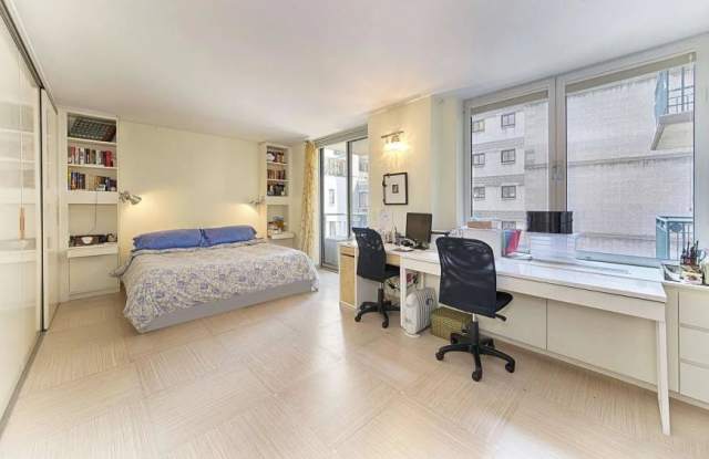 311 Greenwich Street - 311 Greenwich Street, New York City, NY 10013