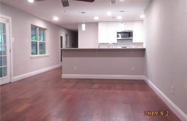 1417 Foothill Drive Gallery 3